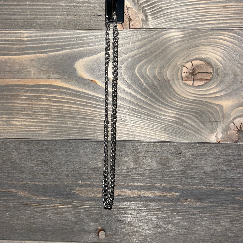 Silver chain necklace
